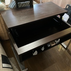 センターテーブルの画像