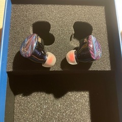 新品　HIFI有線インイヤーヘッドフォン　マイク付き1DD 10mmユニットの画像