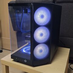 （沖縄在住で現金払いなら1万円引き）最新20コアCPU＆RTX5070搭載　WIFI7やThunderbolt4、5GLAN等最新機能盛り沢山の万能ゲーミングPCの画像