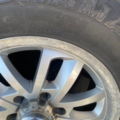 ヨコハマ スタッドレスタイヤ４本　265/65/R17の画像