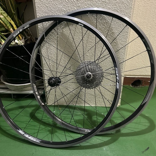 SHIMANO RS ホイール SHIMANO RSホイール スプロケなし (to) 小禄のロードバイクの中古