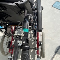 リクライニング車椅子の画像