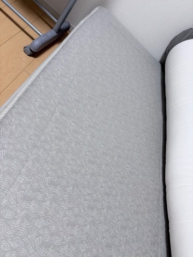 ニトリ　セミダブル