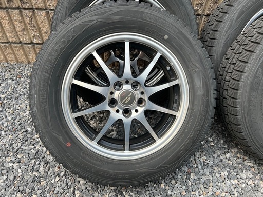 ダンロップ　スタッドレスタイヤ4本セット（ホイール付き）