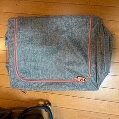 衣装収納袋2つの画像