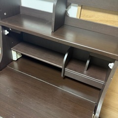 ライティングデスクの画像