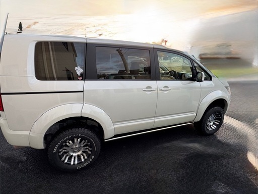 デリカD5ボディーリフトアップ、公認取得済