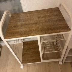 ガラステーブル・キッチンワゴンの画像