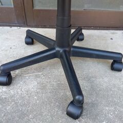 事務椅子の画像