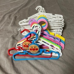 子供用ハンガーの画像