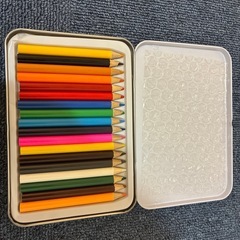 色鉛筆の画像