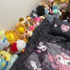 ぬいぐるみ（マイメロ、クロミ、キティちゃん、ポケモン）の画像