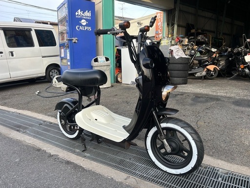 可愛いバイク　スズキ　チョイノリ　CZ41A 50cc 原付　ホワイトリボン