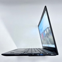 クリスマスセール🎄【Office付属】LIFEBOOK U9310/E｜10世代 Core i5／SSD256GBの画像