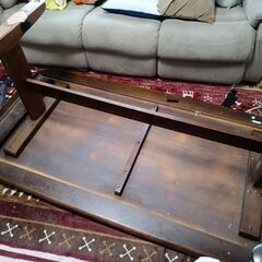 長テーブル（195x95使用感あり）イス2の画像