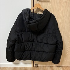 FUN フード付き黒ダウンジャケット　Mサイズの画像