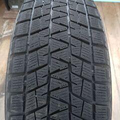 スタッドレスタイヤ＆アルミホイールの画像