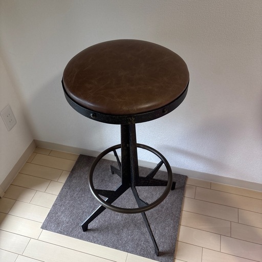 イス・椅子（回転機能付き）