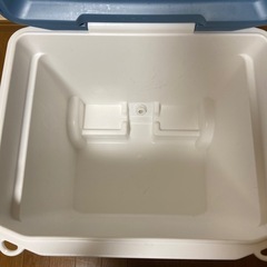 【お取引き先決まりました】igloo イグルー クーラーボックス 49L　ハードクーラー キャスター付きの画像