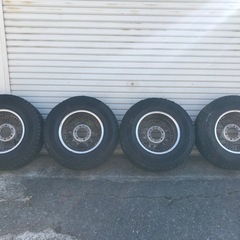 社外ホイールタイヤセットの画像