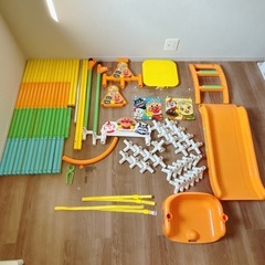 アンパンマン ジャングルジム 滑り台・ブランコ付きの画像