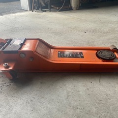 ガレージジャッキ（1月末終了）の画像