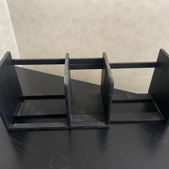 本立て　ブックエンド　本棚の画像