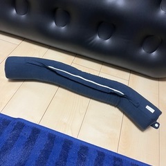 美品✨好きな形に曲げられるネックピローの画像