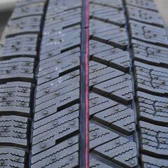 2024年　VRX3　新品　ホンダ　軽自動車　球面ナット　N-BOXなど　スタッドレス　155/65R14の画像