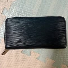 ヴィトンエピ長財布の画像