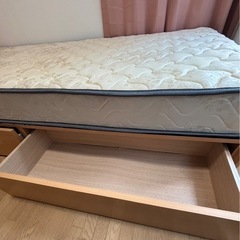 【決まりました】
シングルベッド・マットレスとフレームの画像