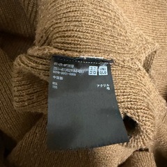 ユニクロ　リブボクシーVネックロングセーターの画像