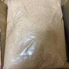 【取り引き中】新品　昆虫マット10L 4パック　サービスヒノキマット1パックの画像