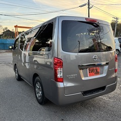 自社ローンあり！ガソリン100リットルプレゼント✨積荷たっぷり✨三方開✨キーレス✨日産☆NV350キャラバンバン☆ロングプレミアムGX☆2000cc☆5人乗り☆の画像