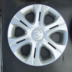 前モデル　日産ノート純正　１４インチ　ホイールキャップ４枚セットの画像