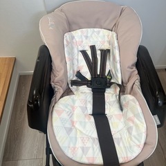 Combiコンビ　スイングチェアーの画像