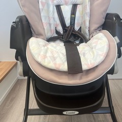 Combiコンビ　スイングチェアーの画像