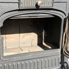 中古薪ストーブの画像