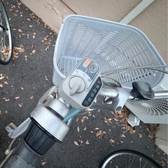 電動アシスト自転車 アシスタ チャイルドシート付きの画像