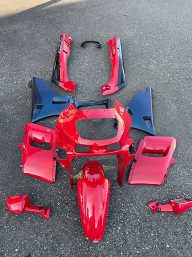 カワサキ ZZR400N  外装カウル   燃料タンク