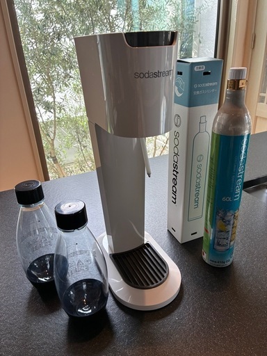 【ほぼ未使用！】SodaStream 炭酸水メーカー