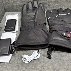 電熱グローブ 防寒手袋 【12000mAhバッテリー付き 3段階温度調節 】電熱手袋 ヒーター手袋 バイク用 防寒グローブ 65℃最高温度 3Mシンサレート DC給電 メンズ レディース タッチパネル対応 滑り止め付き 裏起毛の画像