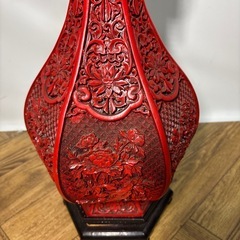 堆朱の花瓶　中国　壺　古美術の画像