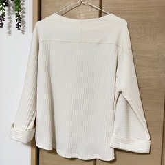 ローリーズファーム　リブカットソー　ゆったりＭ　オフホワイトの画像