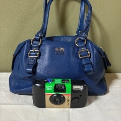 ハンドバッグ　ミニ　青の画像