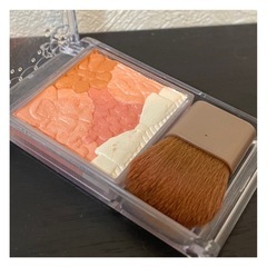 【商談中】キャンメイク⭐︎チーク　ほぼ未使用の画像