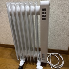 ニトリ　オイルヒーター8フィン　キャスター付き　CY209LL-8
の画像