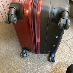 超軽量🔴特大スーツケース75.50.30.の画像
