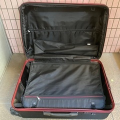 超軽量🔴特大スーツケース75.50.30.の画像