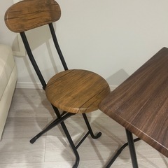 テーブル＆椅子　セットの画像